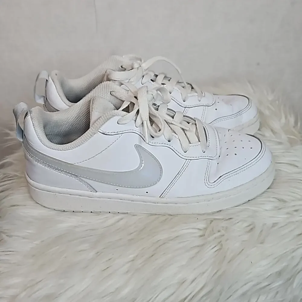 Nike Court Borough 2 Low White Aura Youth size 5